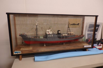 下関ゆかりの捕鯨船、模型が半世紀ぶり「帰港」 石川の乗組員が製作