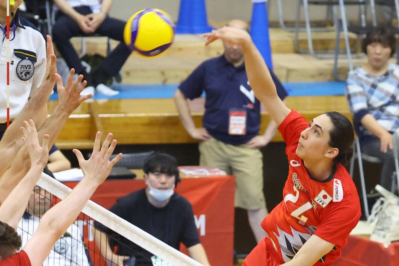 キックオフ」はA代表と練習 高橋慶帆が岩手から見据えた風景 | 毎日新聞