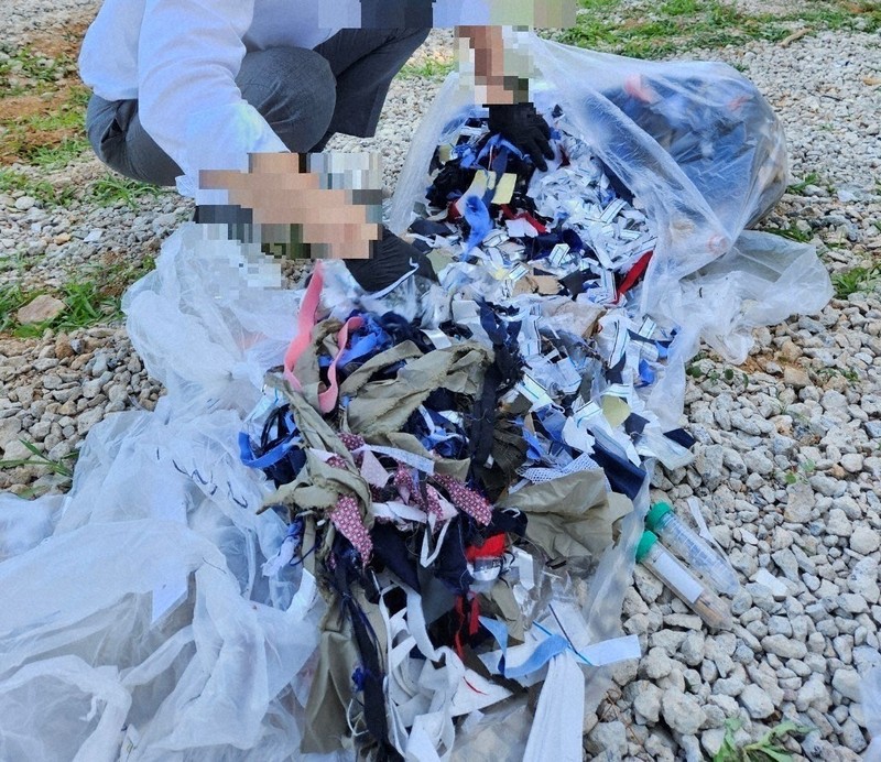 韓国、北朝鮮のごみ風船の分析発表 切り刻まれた韓国製品、寄生虫も  