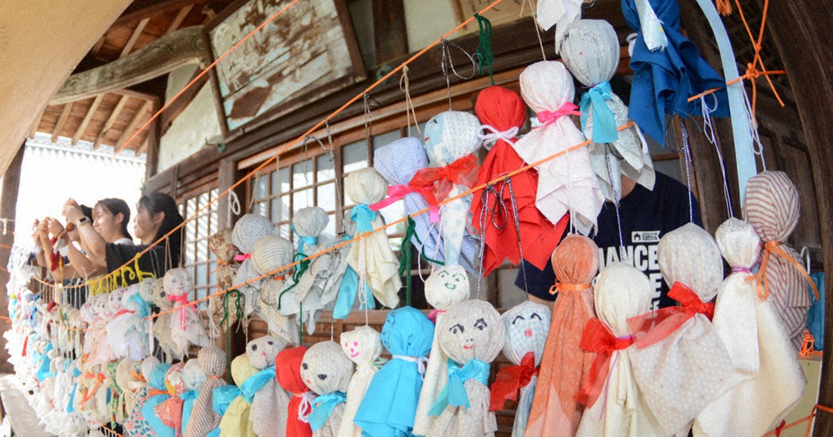 てるてる坊主に思い託して 生蓮寺「晴れ祈願」 五條 ／奈良 | 毎日新聞