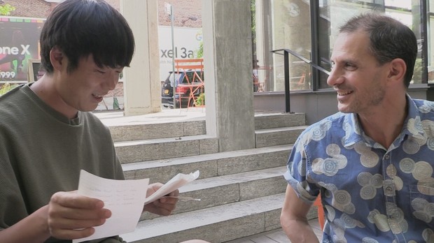 情熱人：密着ドキュメンタリー公開――村本大輔さん | 週刊エコノミスト