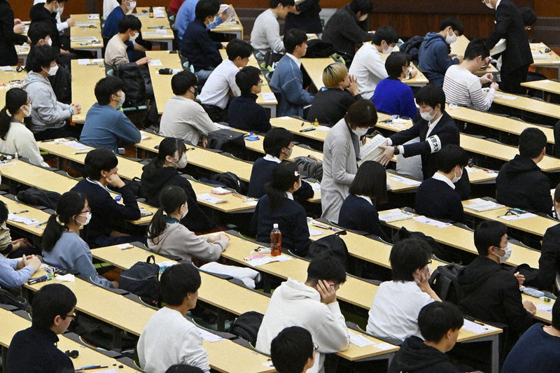 大学受験NOW：大学受験NOW 目立った「強気」志願 旧課程最後