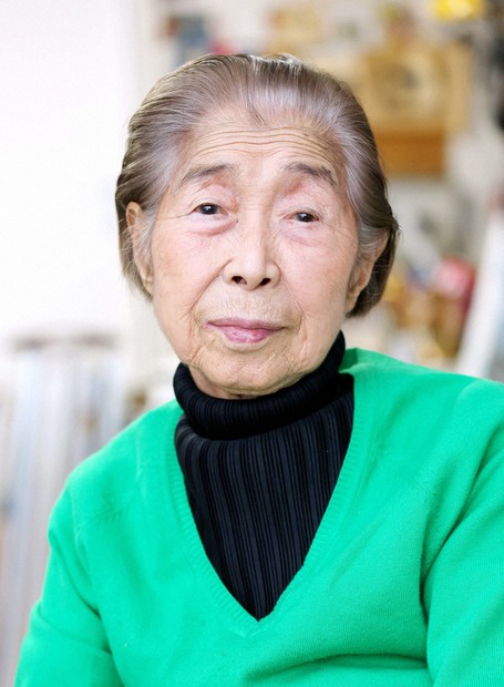 美術家・三島喜美代さん死去 91歳 「ゴミ」モチーフの作品多数 | 毎日新聞 