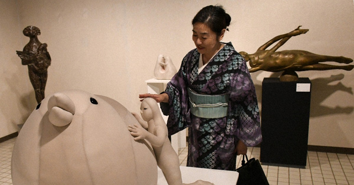 時を超え「共振」 「本郷新＋北海道の現代アーティスト」 札幌で開催中