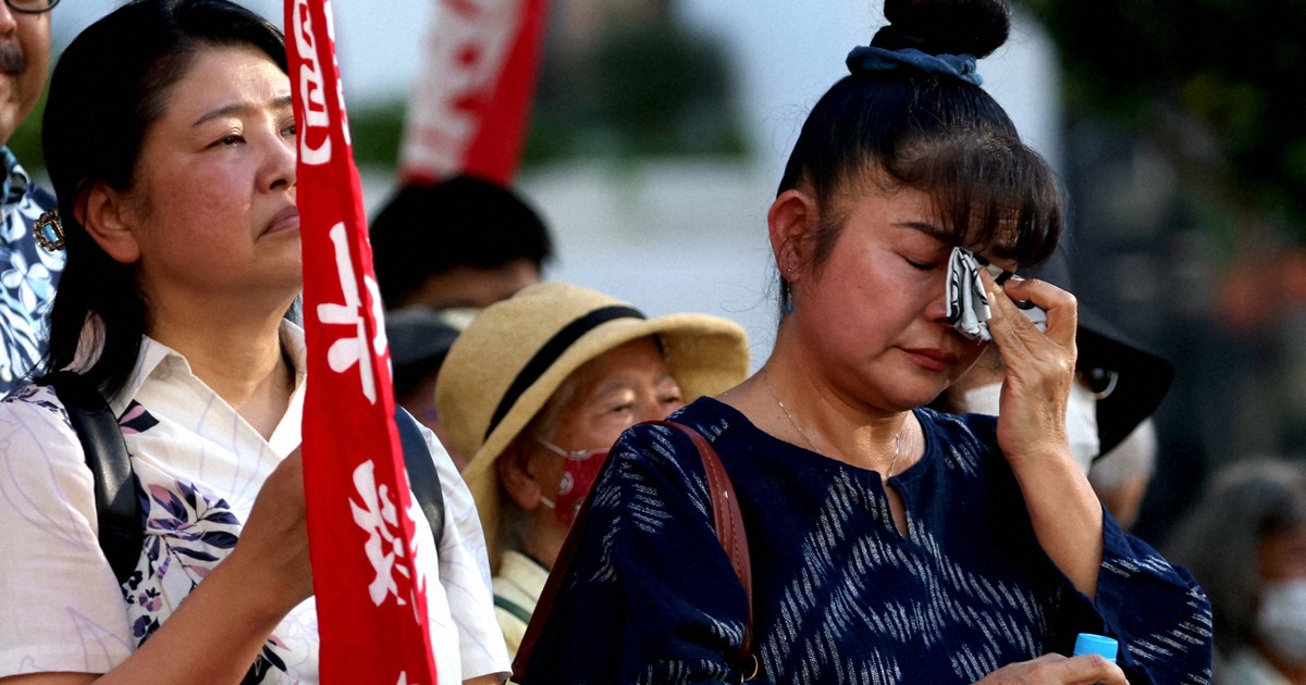普通の暮らし返せ」 米兵の性的暴行事件に抗議、那覇で緊急集会 | 毎日新聞