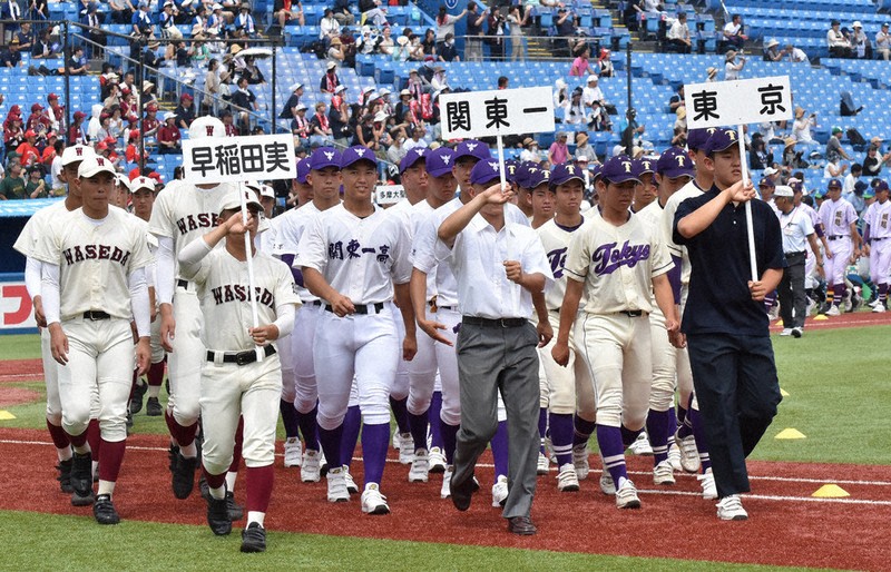 全国高校野球 東・西大会 努力・仲間信じ聖地へ 開会式、全力プレー