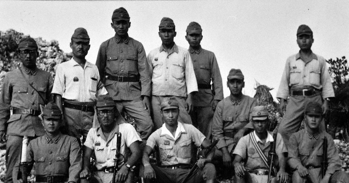 資料 古写真 72枚／満州・支那／日本軍 特攻隊 部隊写真 残虐 建物 勲章 旧日本軍 特攻機の破片 80年超経て 知覧へ ／鹿児島 | 毎日新聞