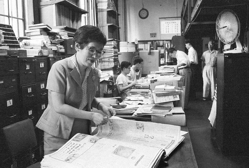 長崎県大百科事典 (1984年) 長崎新聞社 廃盤の希少品 美品 長崎県大百科事典 (1984年) 長崎新聞社 廃盤の希少品 美品