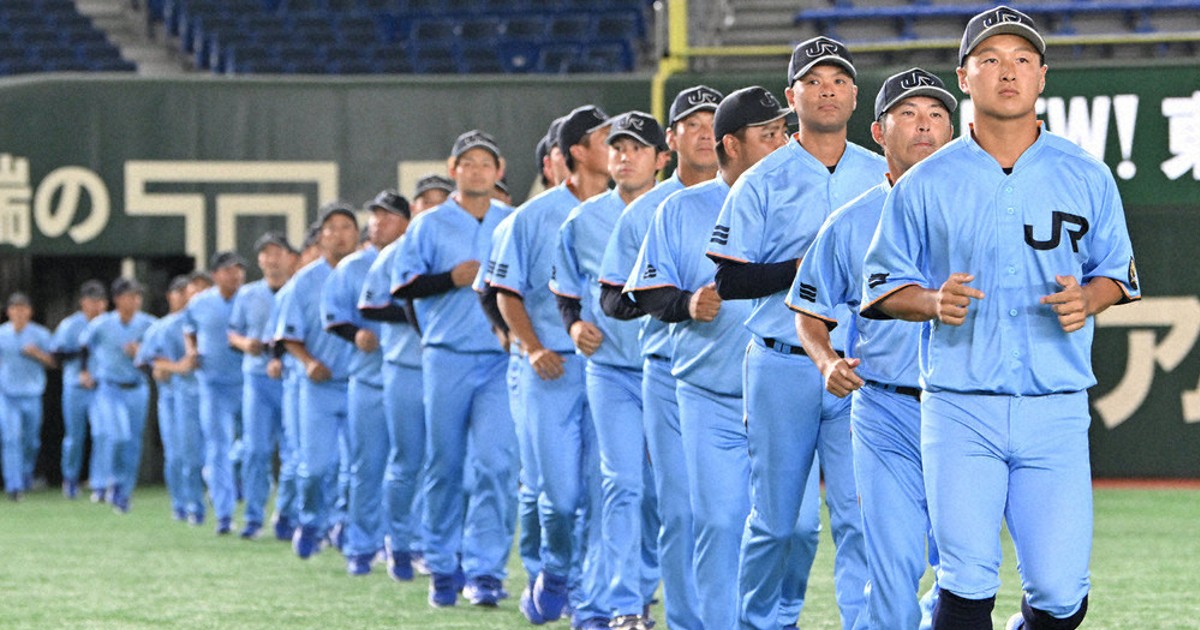 第95回都市対抗野球：JR西、JFE西 開幕、堂々と入場 ／広島 | 毎日新聞