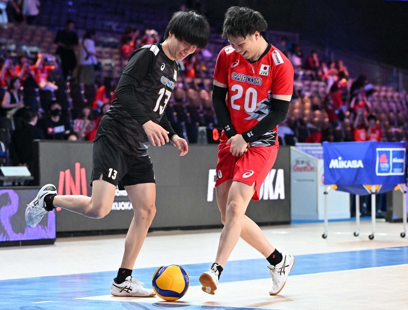 世界一のディグ、秘密は「茶の間」にあり 山本智大を作った猛特訓