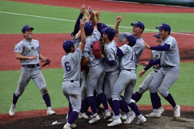 全国高校野球 岩手大会 花巻東が連覇 盛岡大付、追撃あと一歩 ／岩手