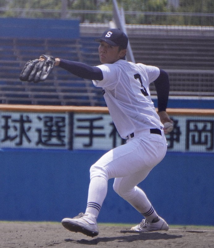 全国高校野球 静岡大会 静岡、零封勝ちで4強 掛川西は猛攻で圧倒