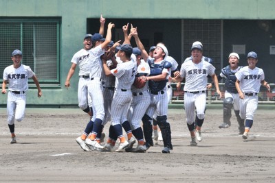 滋賀学園が15年ぶり2回目の甲子園へ 夏の高校野球 | 毎日新聞