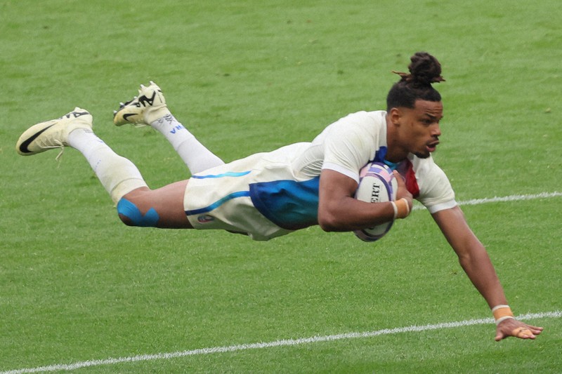 ラグビー7人制男子決勝 地元フランスが初優勝 [写真特集1/17] | 毎日新聞