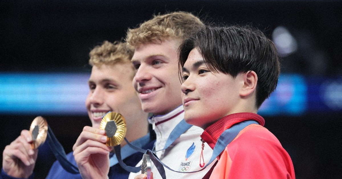 パリオリンピック優勝純銀メダル パリ五輪：持ち味の爆発力、発揮 宇都宮出身 競泳・松下が「銀」 中高6