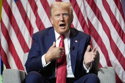 トランプ氏、バンス氏の侮蔑的発言を擁護 起用裏目にいら立ちも | 毎日新聞