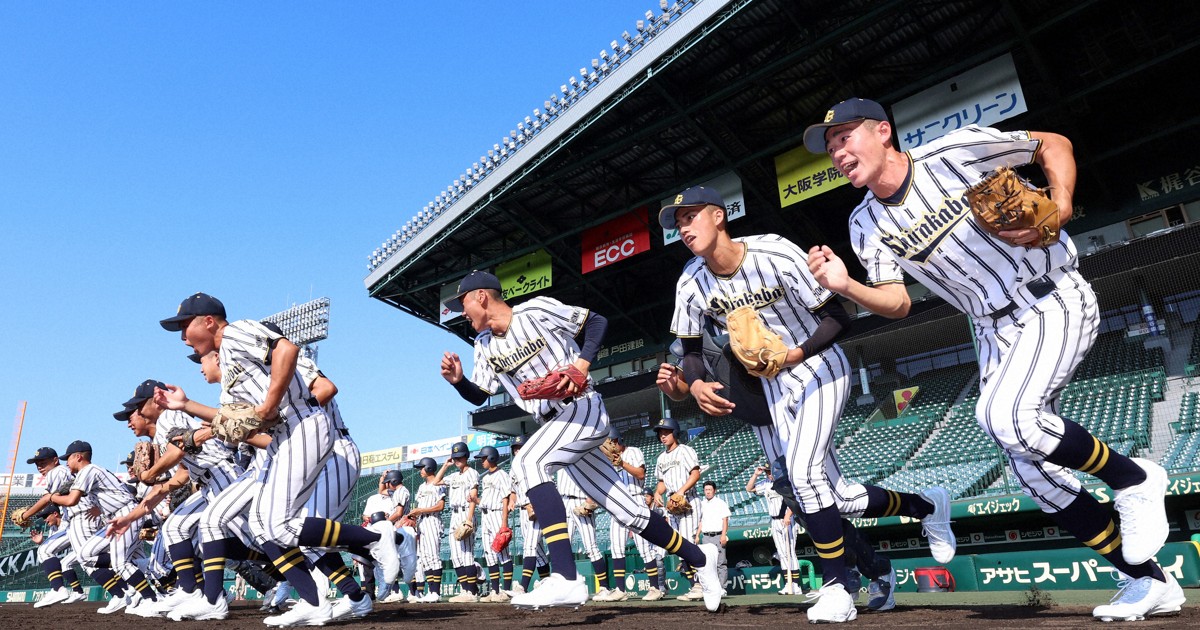 夏の甲子園練習開始、5年ぶり 49校トップは白樺学園「迫力ある