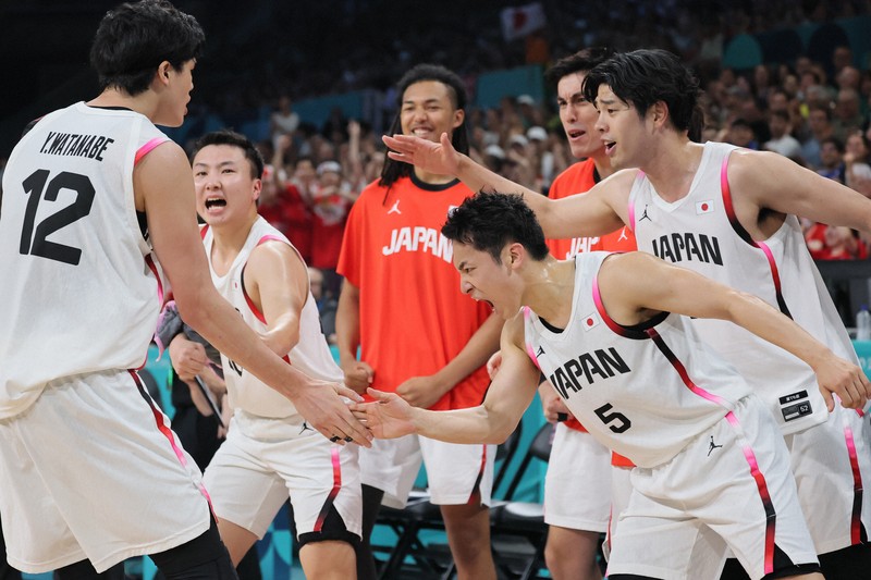 パリ五輪 バスケ男子 ブラジル戦 [写真特集1/18] | 毎日新聞
