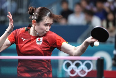 早田ひなが銅メダル 卓球女子シングルス パリ・オリンピック | 毎日新聞