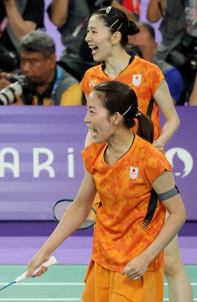 バドミントン 志田千陽 直筆サイン色紙 シダマツペア パリオリンピック パリ五輪 2025年最新】志田千陽 直筆サインの人気アイテム - メルカリ