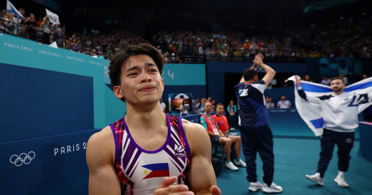 フィリピン男子初の金メダル 快挙達成は日本と縁深い体操選手 | 毎日新聞