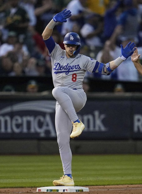 キケヘルナンデス　実使用　実打球　ボール　検索) サイン　Tシャツ　大谷翔平 キケヘルナンデス 実使用 実打球 ボール 検索) サイン Tシャツ 大谷