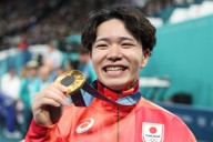 体操 金メダル！ 岡慎之助 直筆サイン色紙 パリオリンピック パリ五輪 橋本大輝 Yahoo!オークション - パリオリンピック 体操 日本代表 岡慎之助