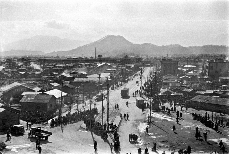 戦後80年へ：生き直す、広島の一歩 毎日新聞保存10カット確認 | 毎日新聞