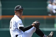英明がヘルメット、黒から白に 夏の甲子園 暑さ対策で複数校準備