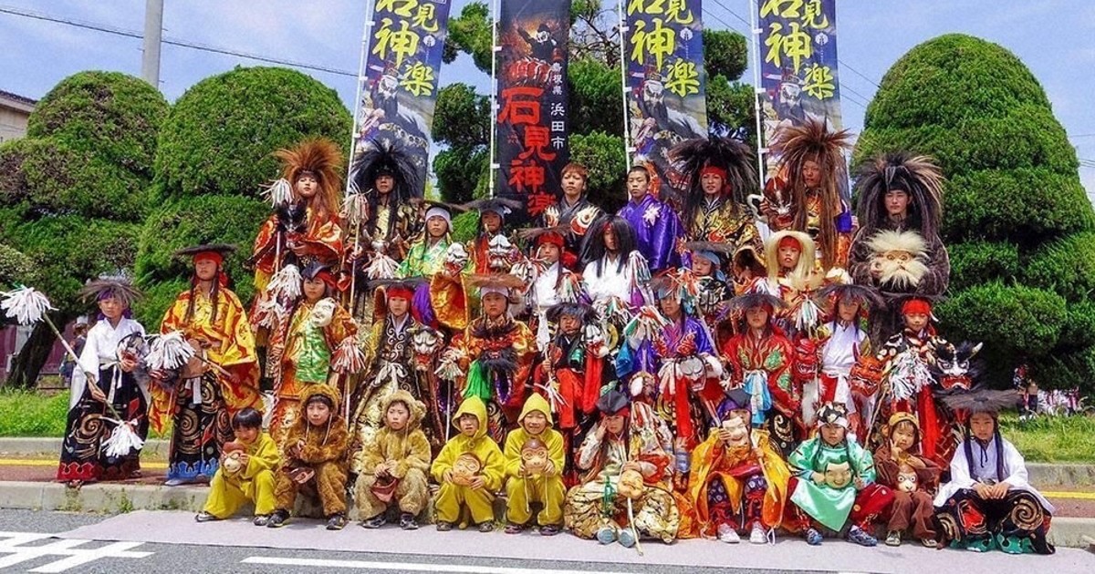 石見神楽 子供衣装 石見神楽 子供衣装 島根の伝統芸能「石見神楽」を体験！実際の衣装や