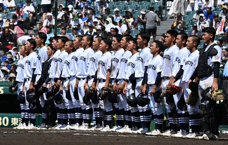 全国高校野球 中京大中京、競り勝つ 勝ち越され、直後に逆転 ／愛知