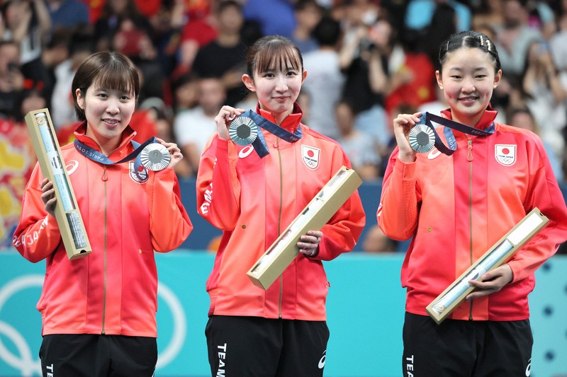 パリ五輪 卓球団体女子決勝 日本が銀メダル獲得 [写真特集1/14] | 毎日新聞
