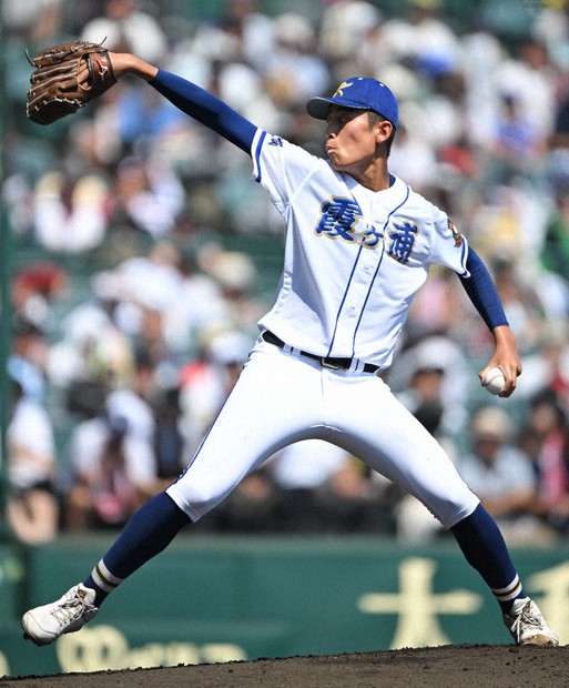 8/13 高校野球　甲子園一塁側（大人２枚連番） 8/13(日) 甲子園 全国高校野球選手権大会 第8日 一塁側ベンチ上 連番2