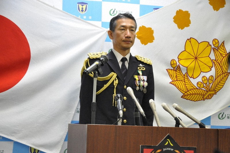 南西防衛、理解求める 陸自第8師団長、徳永陸将が着任 ／鹿児島 | 毎日新聞