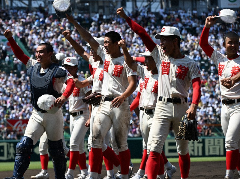 全国高校野球 2回戦 智弁学園、春王者に勝利 「1点でも多く」 応援団の