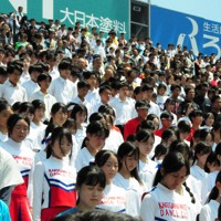 終戦から79年 甲子園でも選手や観客らが黙とう 夏の甲子園 [写真特集1