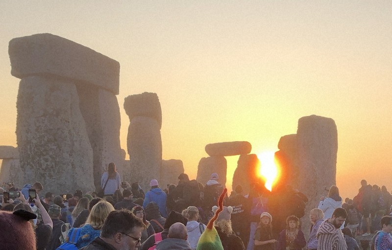 750キロ北から運ばれた? 世界遺産・ストーンヘンジに新説浮上 | 毎日新聞