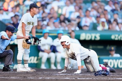 痛恨の失策にスタンドから励ましの拍手 大社の選手に 夏の甲子園