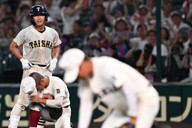 早稲田実　野球ユニフォーム（お値下げさせて頂きました。） 早稲田実が「内野5人」シフトでピンチ脱出 夏の甲子園 | 毎日新聞