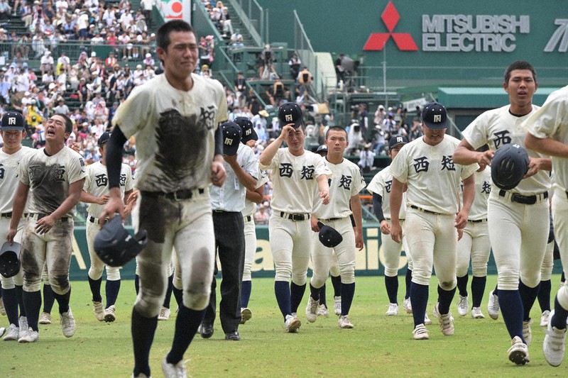 夏の高校野球 甲子園 西短大付あと一本出ず 「日本一目指しまた来る