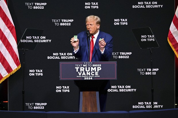 トランプ、ドナルド、勝利新聞 トランプ氏こんな人 不動産王、対立あおり｢怒り｣支持に - 日本