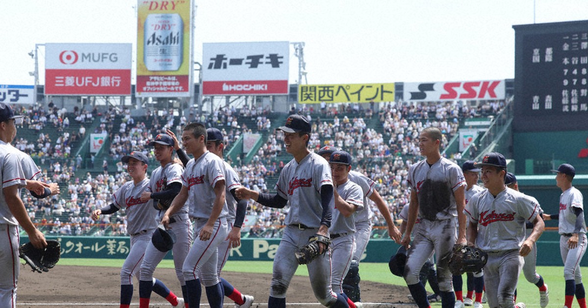 全国高校野球 準決勝 京都国際、華麗な逆転劇 春夏通じ初の決勝へ