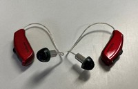 Hearing aids designed to be hooked behind the ears are seen in Tokyo's Chiyoda Ward on Jan. 26, 2023. (Mainichi/Ryo Watanabe) 