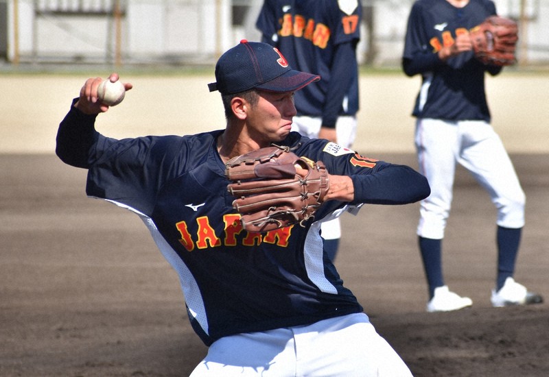 昨日の敵は今日の友」 U18日本代表合宿がスタート 高校野球 [写真特集1