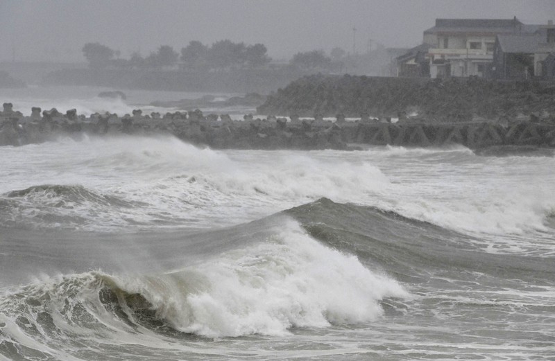 高潮 高潮発生の仕組みは? 海水の吸い上げ＋吹き寄せ 過去に浸水被害も | 毎日新聞