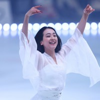フレンズ・オン・アイスに浅田真央さん登場 リハーサルを公開 [写真