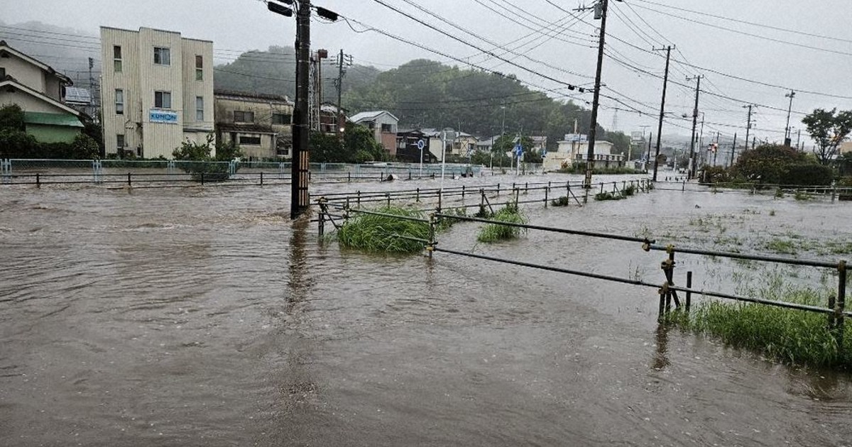 台風10号 3人軽傷、4棟床上浸水 県西部など激しい雨 ／神奈川 | 毎日新聞