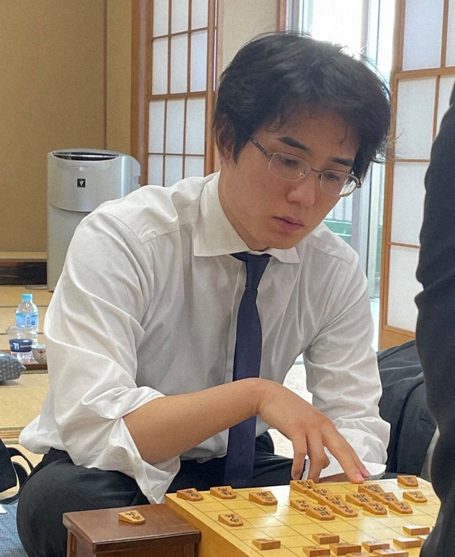 佐々木勇気八段、王将戦リーグ入り 7人の顔ぶれ出そろう | 毎日新聞