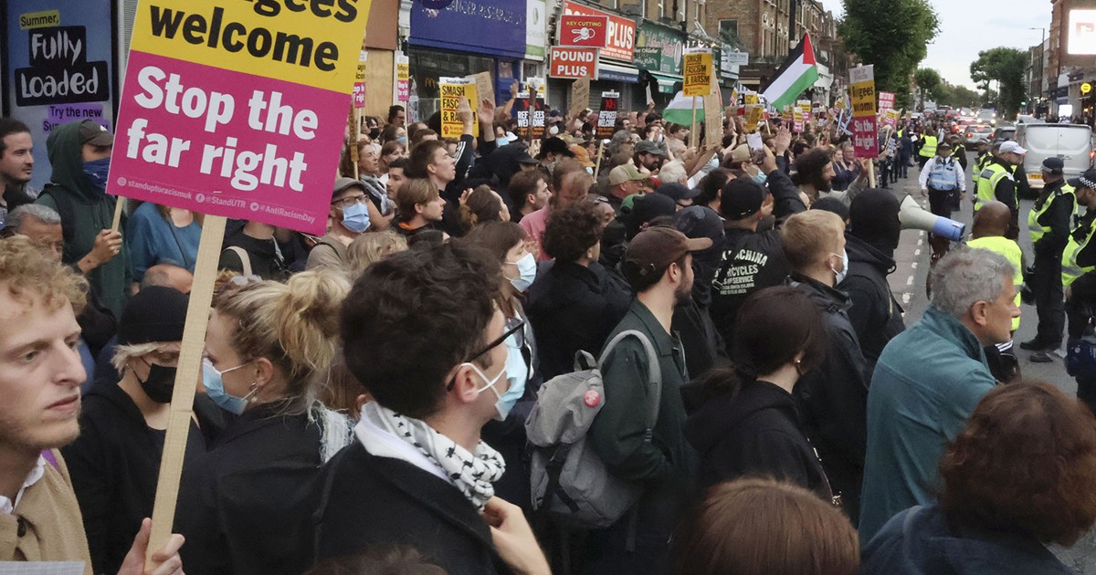 UK's Anti-Immigrant Fists Fly High - News Directory 3