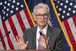 FRBのパウエル議長＝ワシントンで2024年7月31日、AP